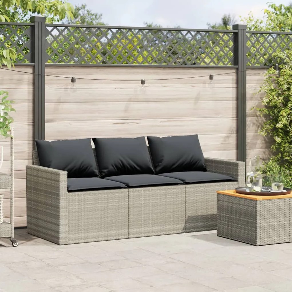 3 személyes világosszürke polyrattan kerti kanapé párnával