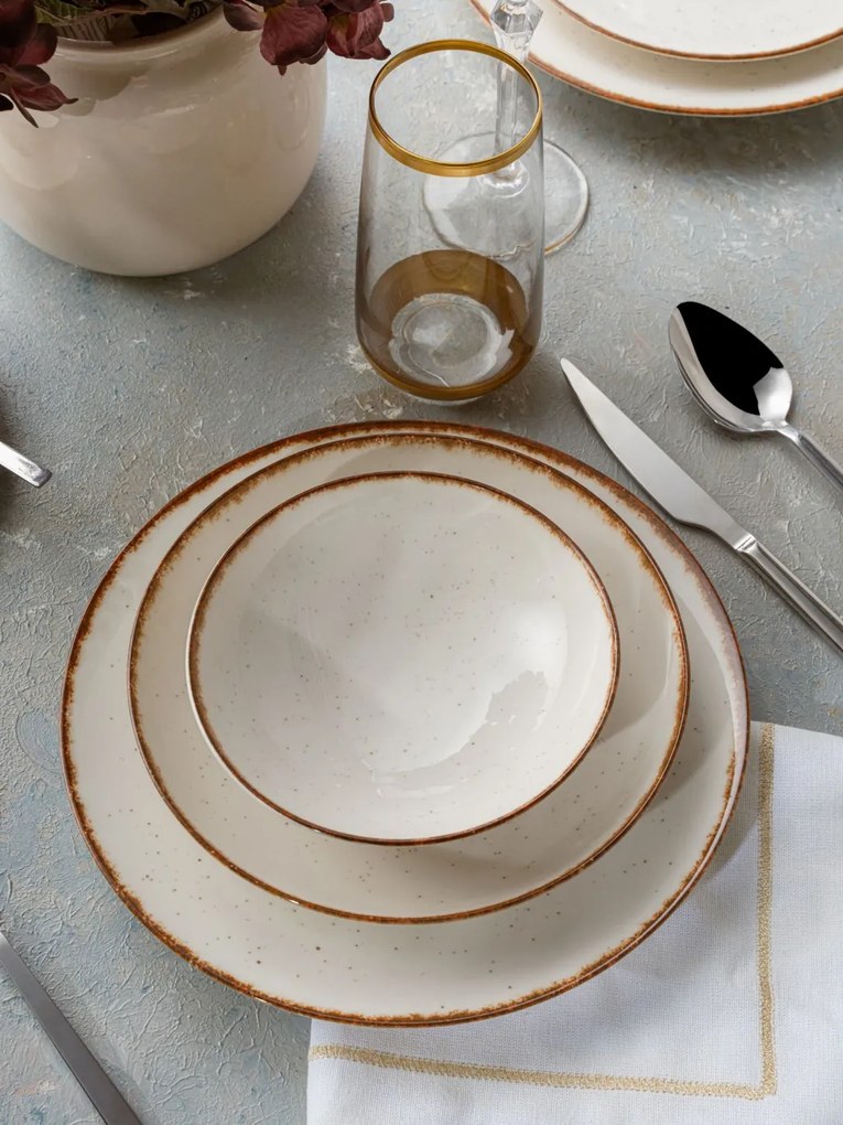 24 részes porcelán étkészlet
