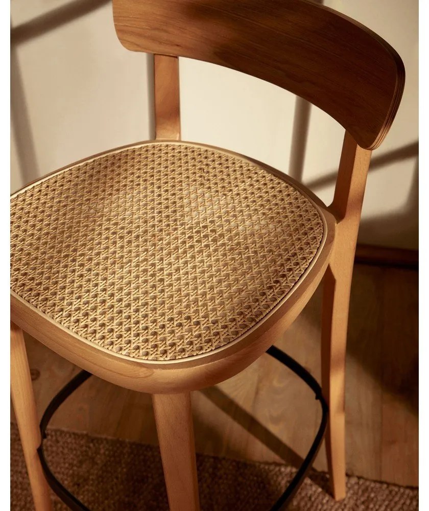 Natúr színű bárszék kőrisfa dekorral 99 cm Romane – Kave Home