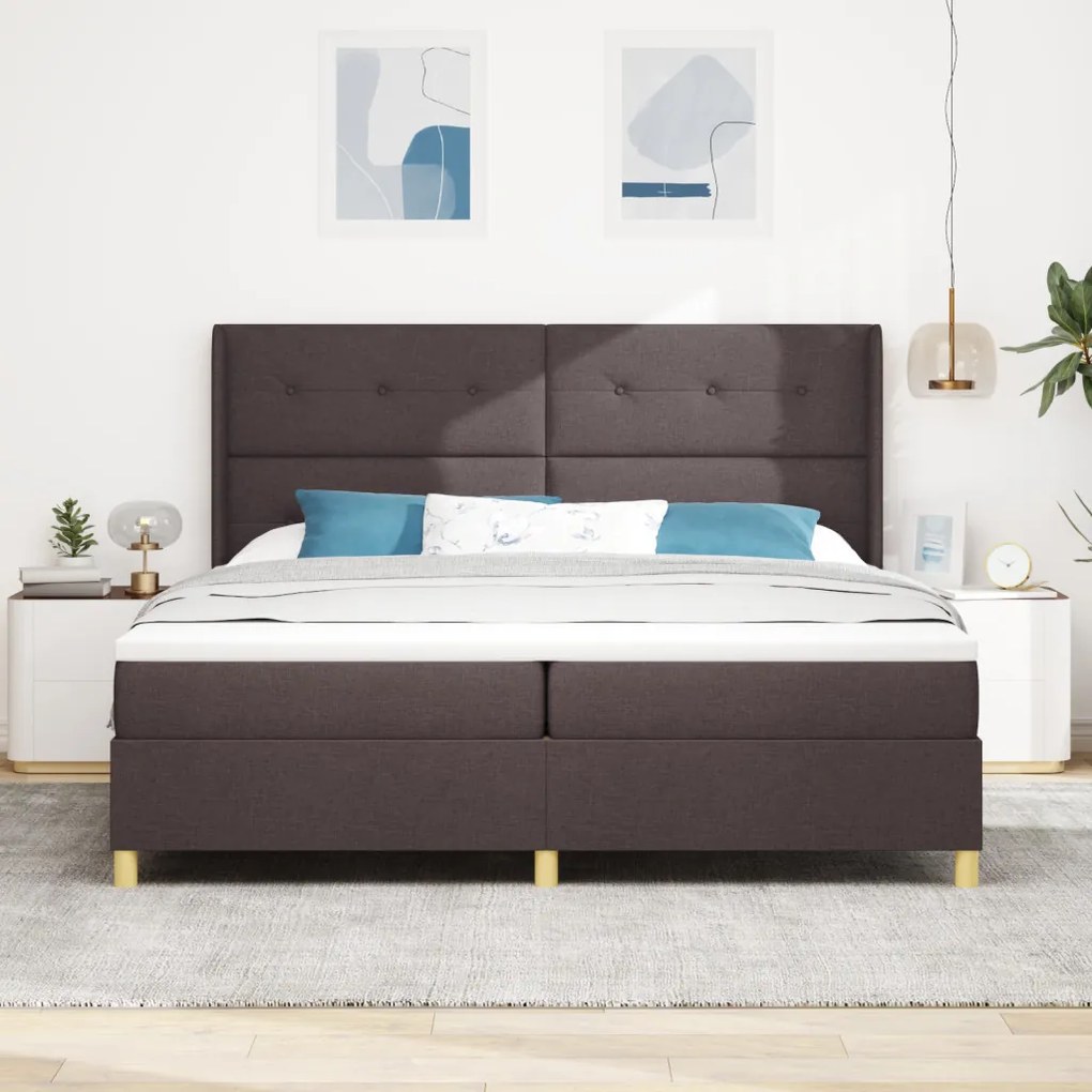 Rugós ágy matraccal Sötétbarna 200x200 cm Szövet