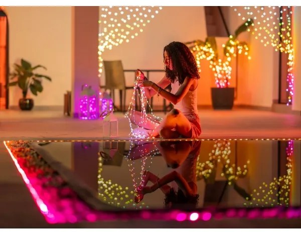 Twinkly TWD060STP-T - RGB LED fényerőszabályozható DOTS fényfüzér 60 LED 7 m USB Wi-Fi