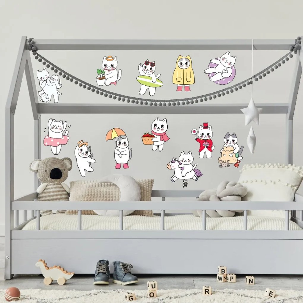 PIPPER. Falmatrica "Macskák" Anyag: Textil matrica