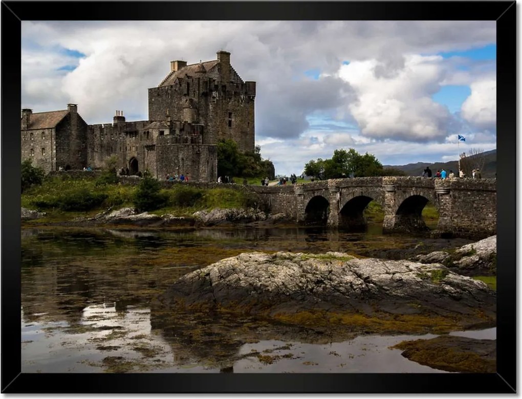 Poszterek keretben 40x30 Kastély a vízen A kastély tükröződése a vízben