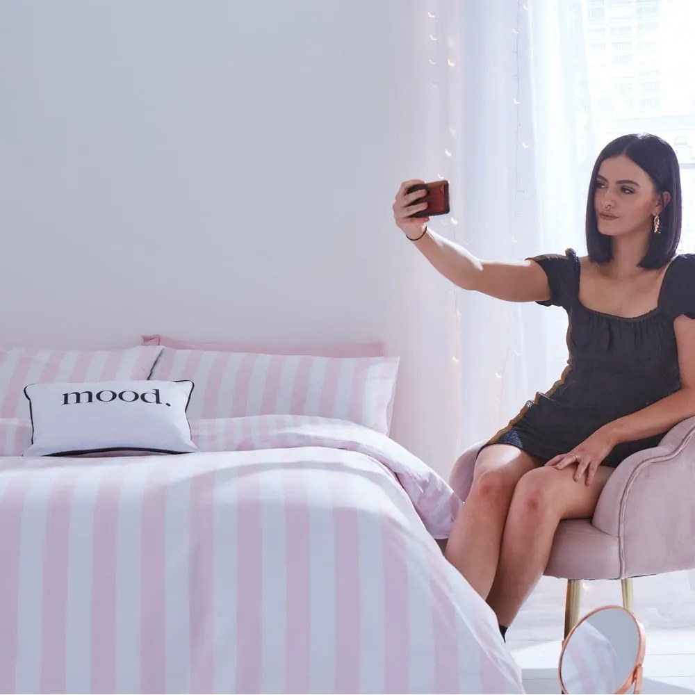 Fehér-rózsaszín kétszemélyes-hosszabbított ágyneműhuzat 230x220 cm Stripe Tease – Sassy B