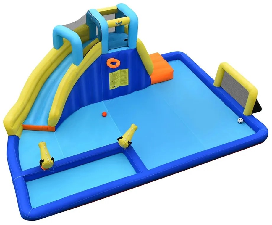 Focipályás felfújható vizi kalandpark