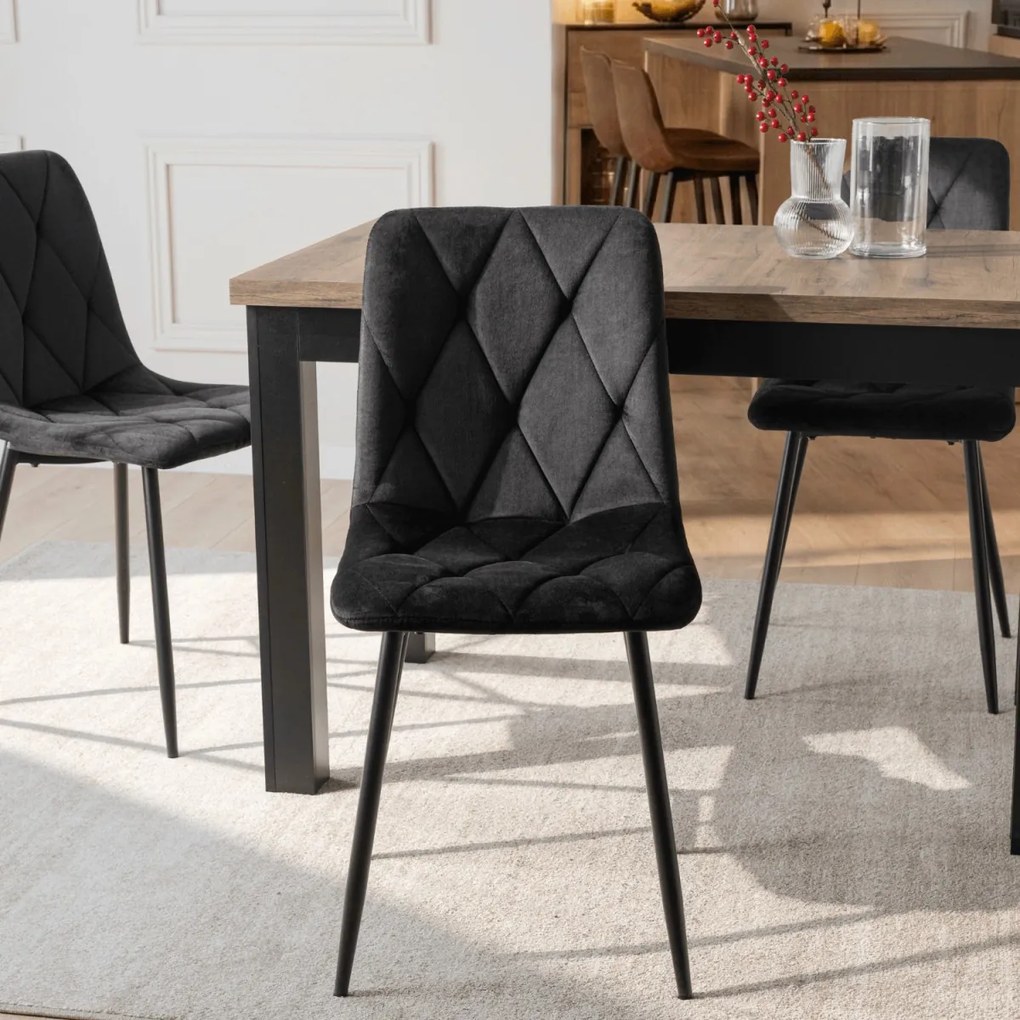 Szék fekete színben, bársony kárpittal. ROBIN