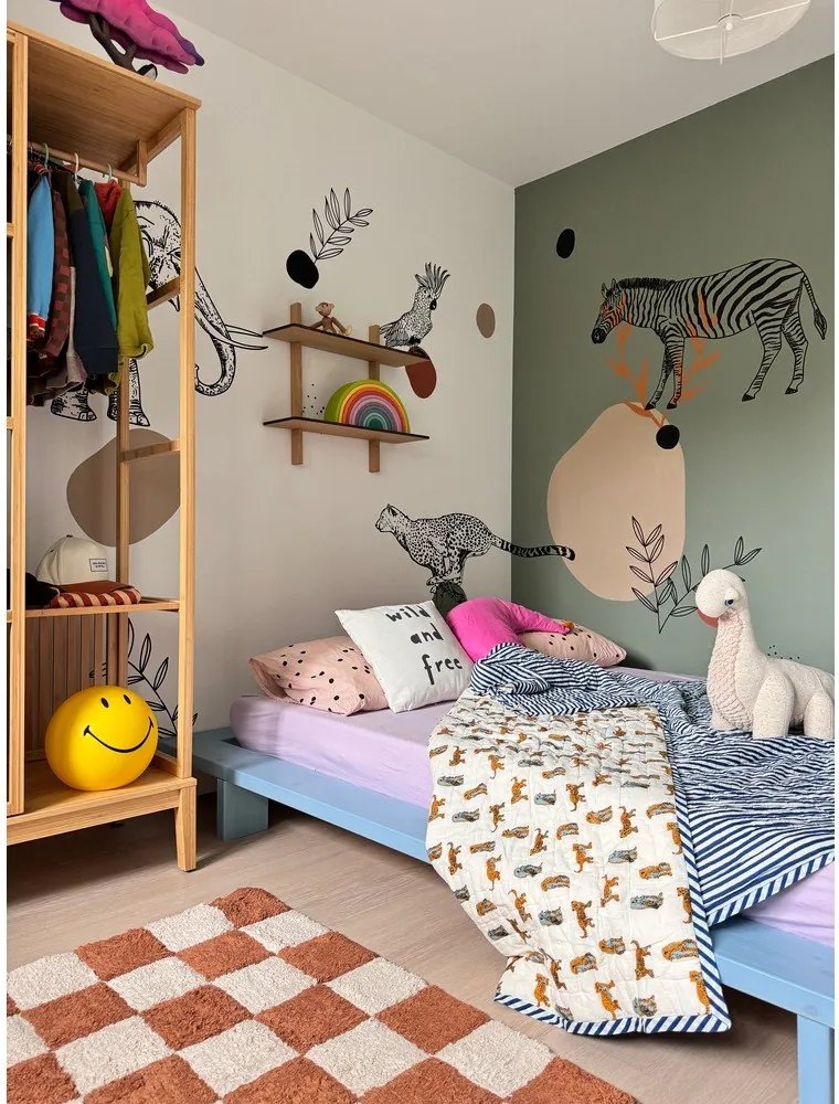 Világoskék borovi fenyő franciaágy ágyráccsal 180x200 cm Japan – Karup Design