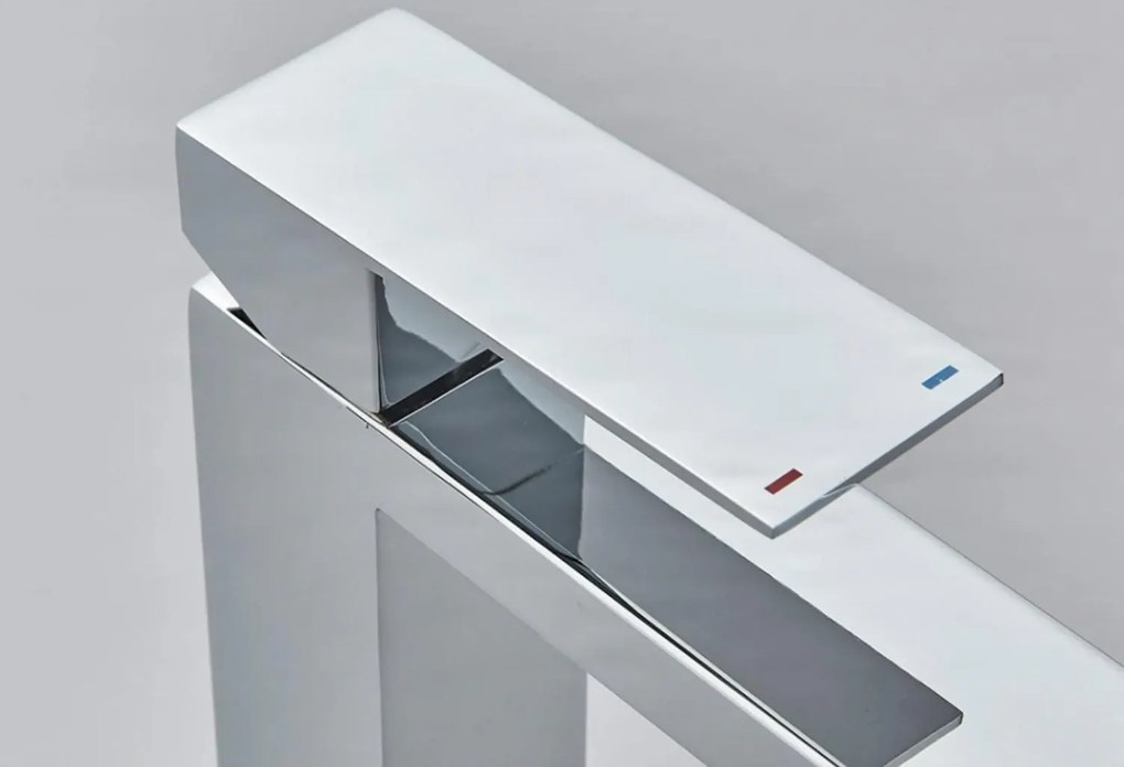 Álló mosdócsaptelep EYN BS1103 sárgaréz testtel, több színváltozatban — 16 cm — Króm