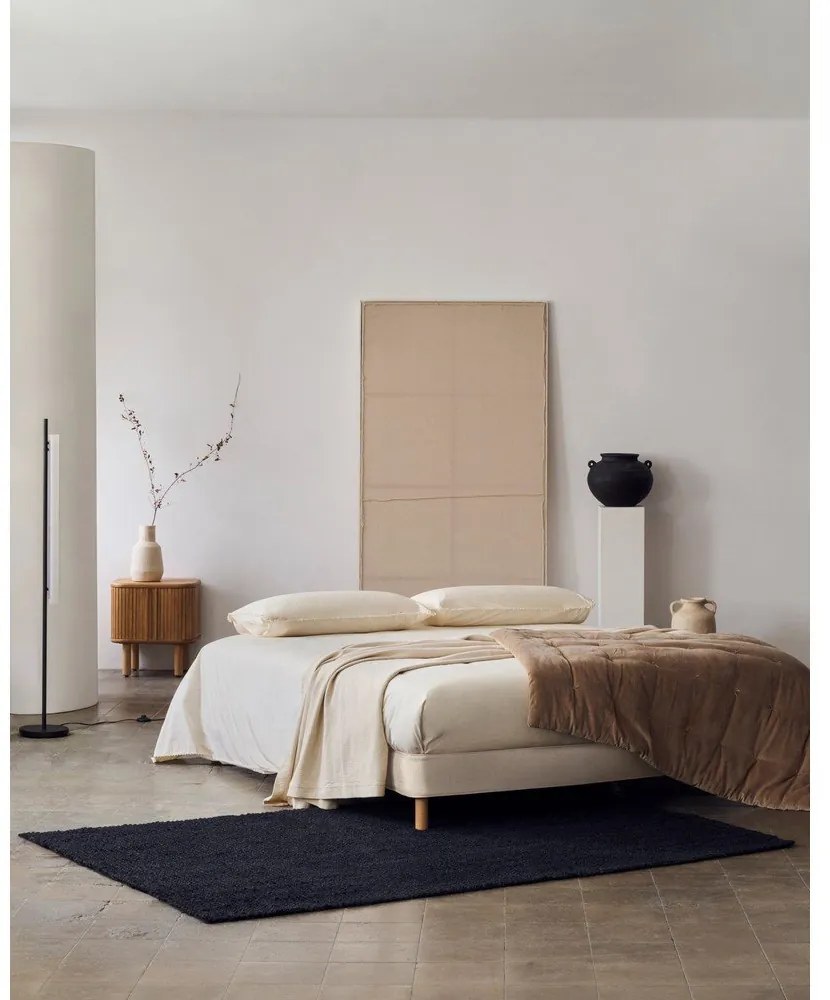 Bézs kárpitozott franciaágy 150x190 cm Ofelia – Kave Home