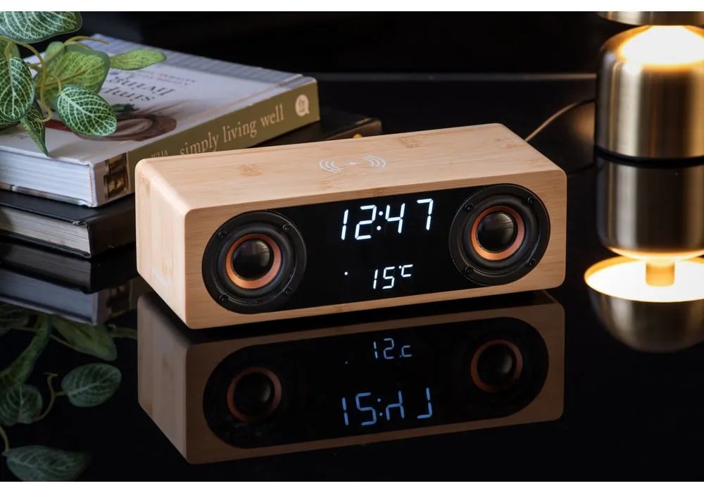 Digitális rádiós ébresztőóra vezeték nélküli töltővel Classic BT – Karlsson