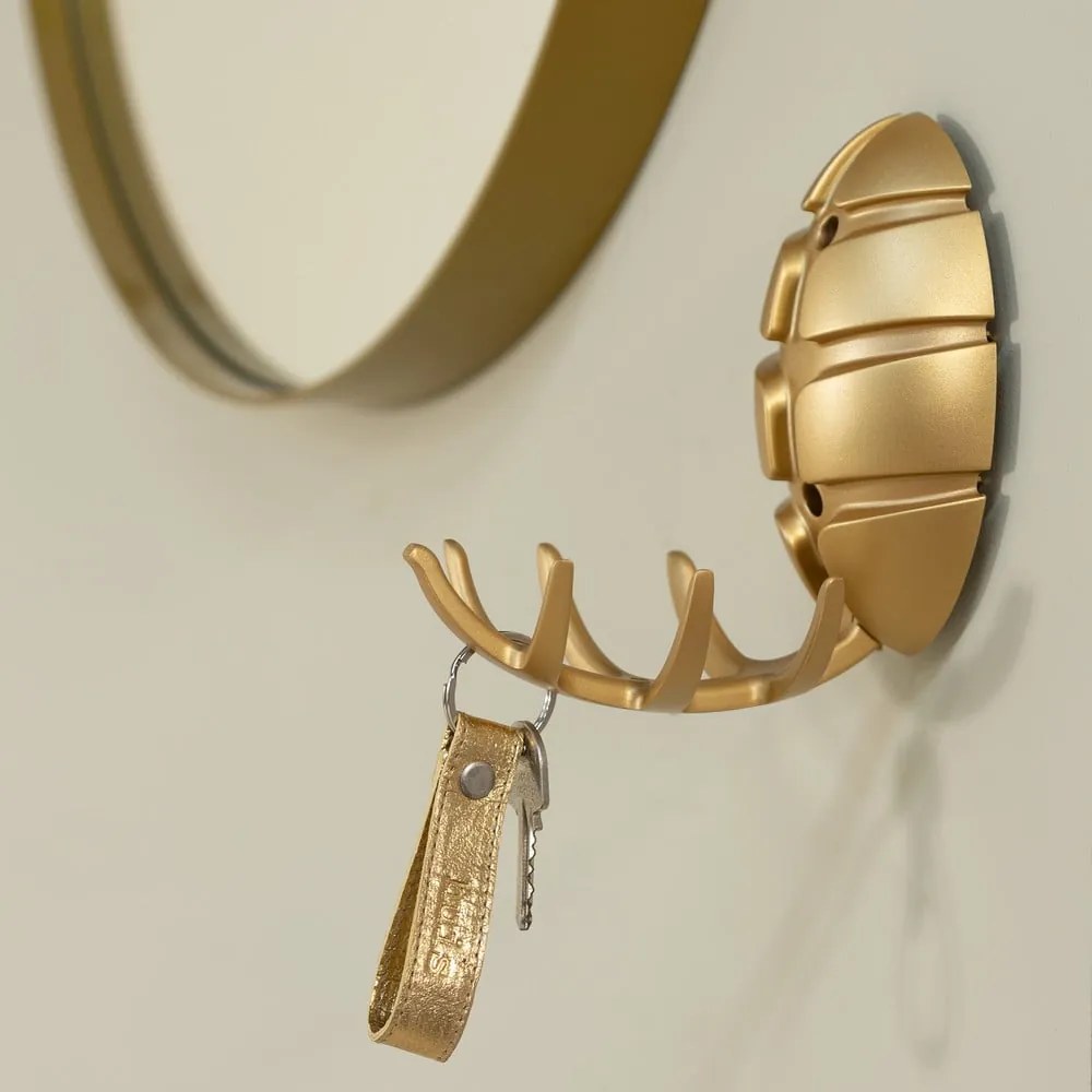 Aranyszínű fali műanyag akasztó Bug – Spinder Design