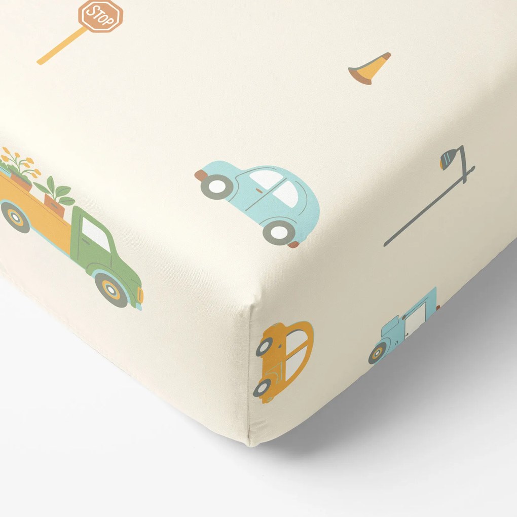 Goldea pamut gumis lepedő - az autók világa 140 x 200 cm