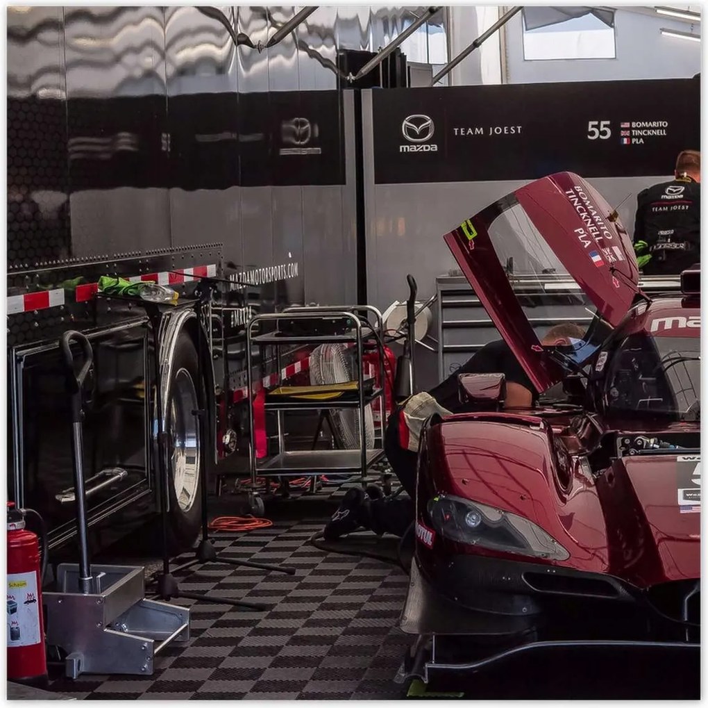 Poszterek 100x100 Piros sportautó