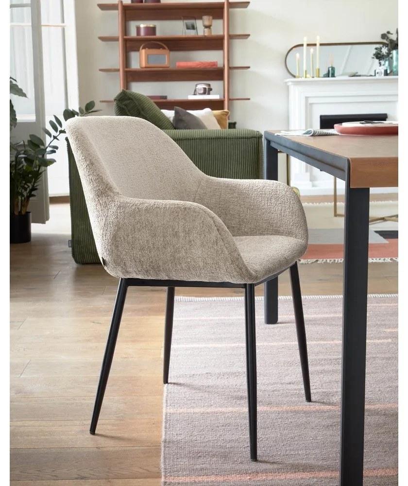 Bézs kárpitozott étkezőfotel Konna – Kave Home