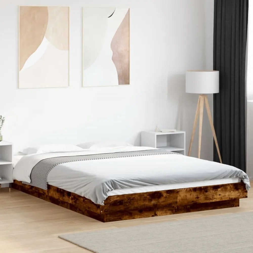 füstös tölgyszínű szerelt fa ágykeret LED-del 140x190 cm