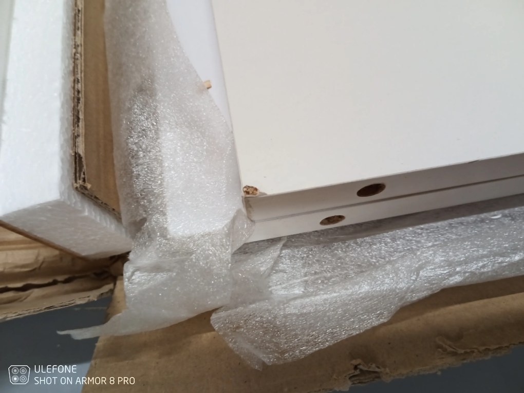 AKCIÓ Fehér gyerek íróasztal SO SIXTY II. osztály