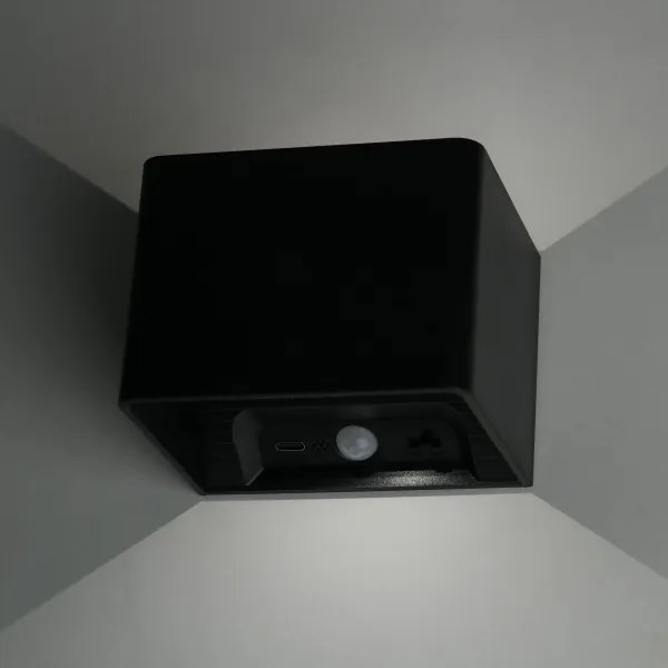 LED Fali lámpa érzékelővel MIRI LED/2,5W/3,7V 3000-6400K 4000 mAh fekete