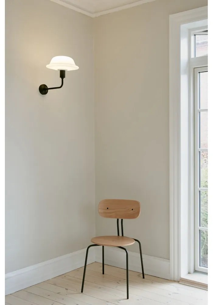 Fekete fém fali lámpa lámpabúra nélkül Santé – UMAGE