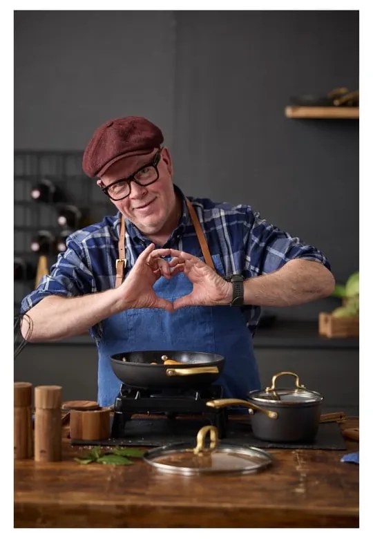 Indukciós tűzhelyhez alkalmas alumínium edény fedővel, tapadásmentes felülettel 2,6 l – Holm