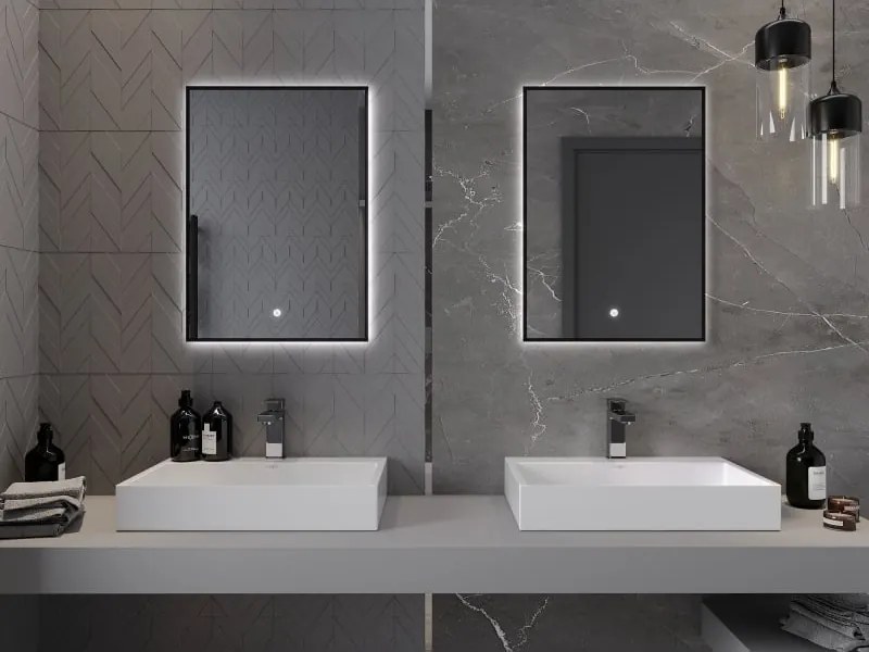 Mexen Erma 50 x 70 cm-es, LED 6000K világítású, páramentes fürdőszobai tükör, fekete keret - 9814-050-070-611-70