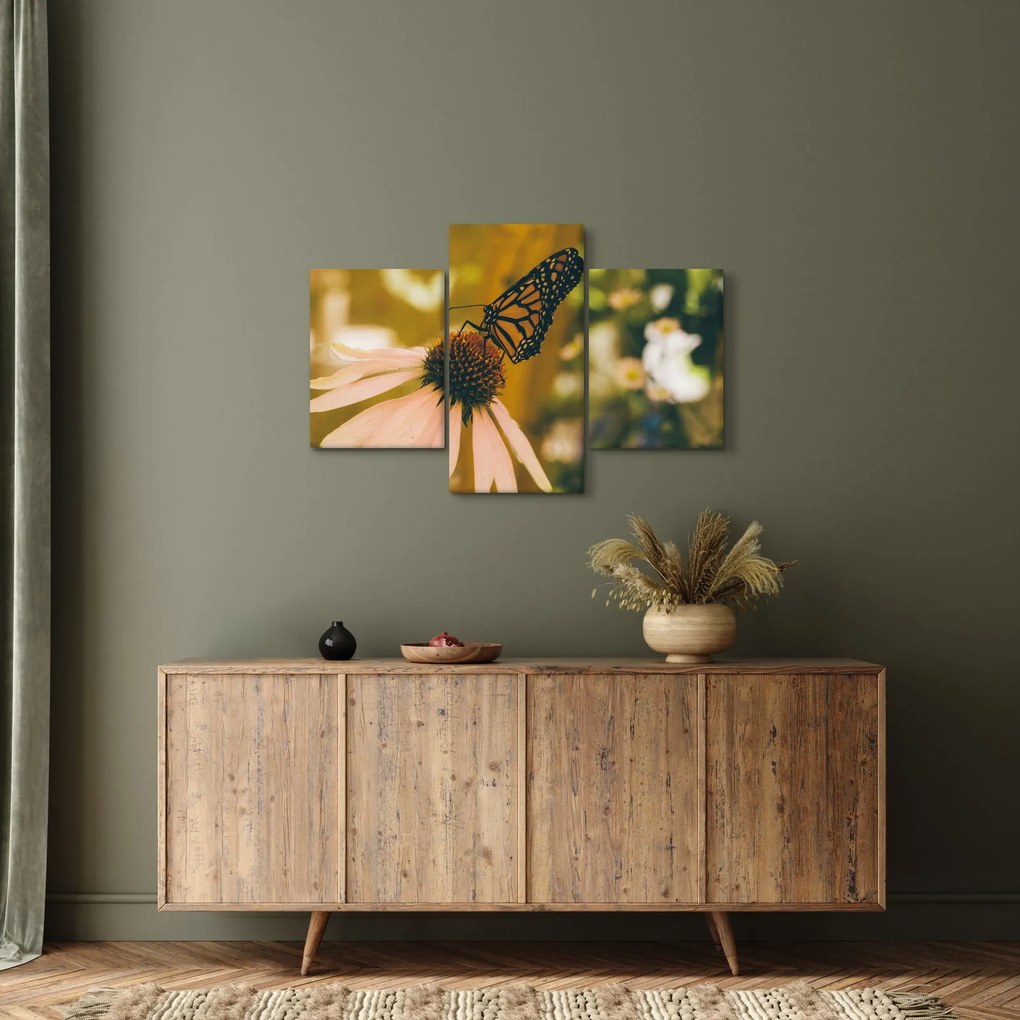Pillangó képe a virágon (90x60 cm)