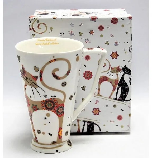 Cicás szivecskés porcelán nagy bögre 600 ml