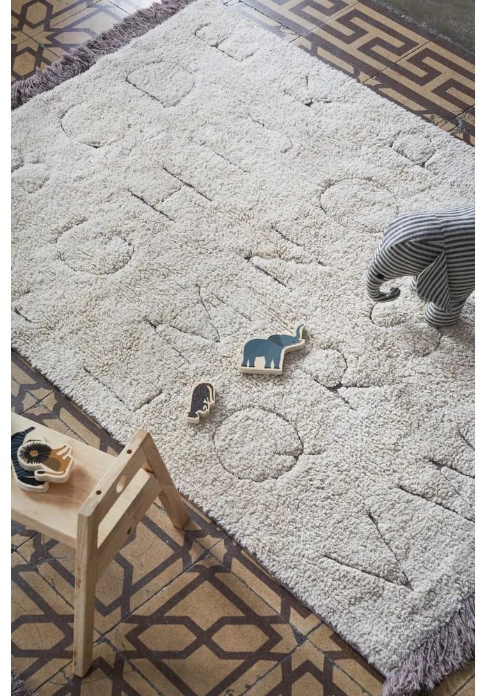 Krémszínű mosható kézi szövésű pamut gyerek szőnyeg 90x130 cm ABC – Lorena Canals
