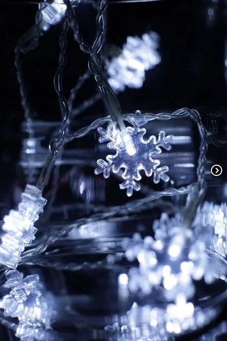 LED-es lámpák 10 db elemmel Hópelyhek Bulinex