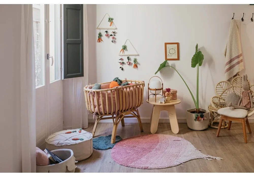 Rózsaszín mosható kézi szövésű pamut gyerek szőnyeg 100x150 cm Ramona the Radish – Lorena Canals