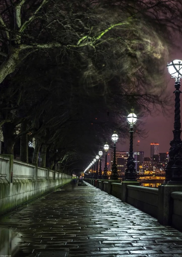 Poszter 29,7x42cm Esti sétány a Temze partján, Assaf Frank