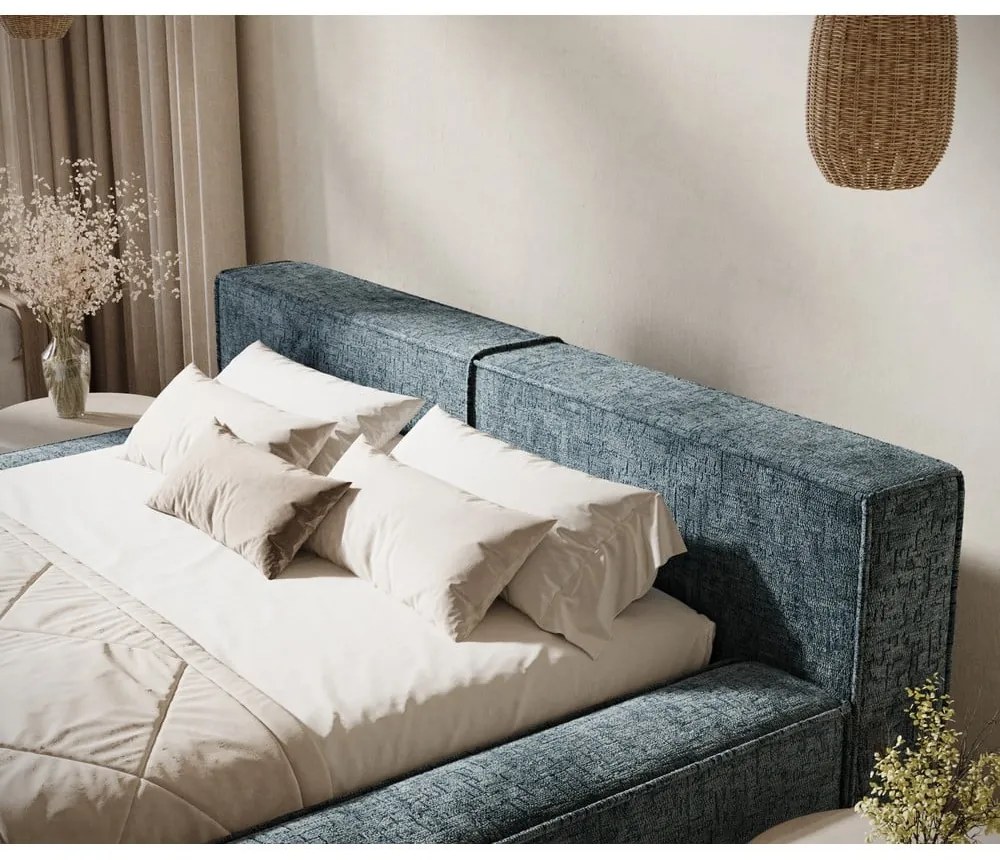 Szürkéskék kárpitozott ágyneműtartós franciaágy ágyráccsal 200x200 cm Voliera – Maison de Rêve