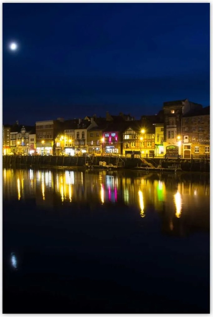 Poszterek 80x120 Hold a vízben