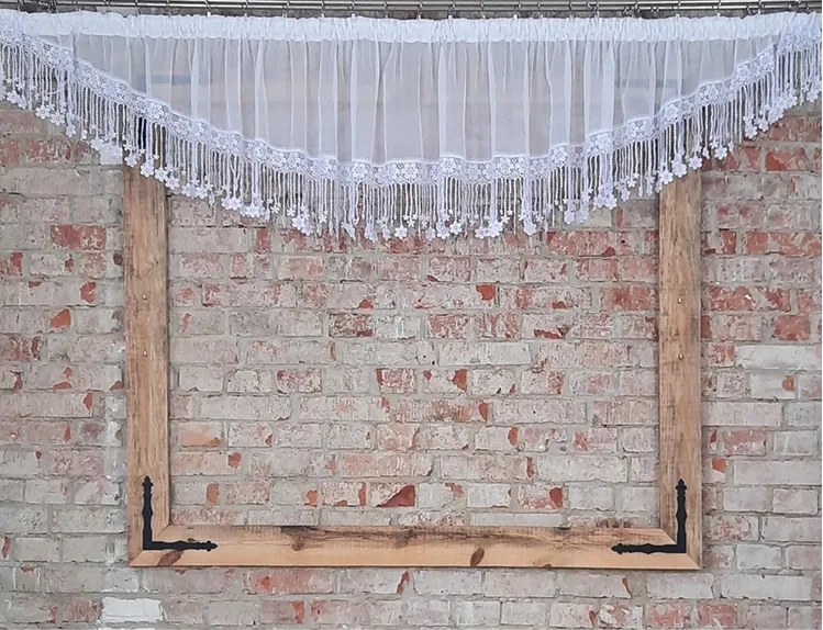 Kész függöny, karnis 400x55, fehér fátyol, ablakdísz, gipiura 15cm