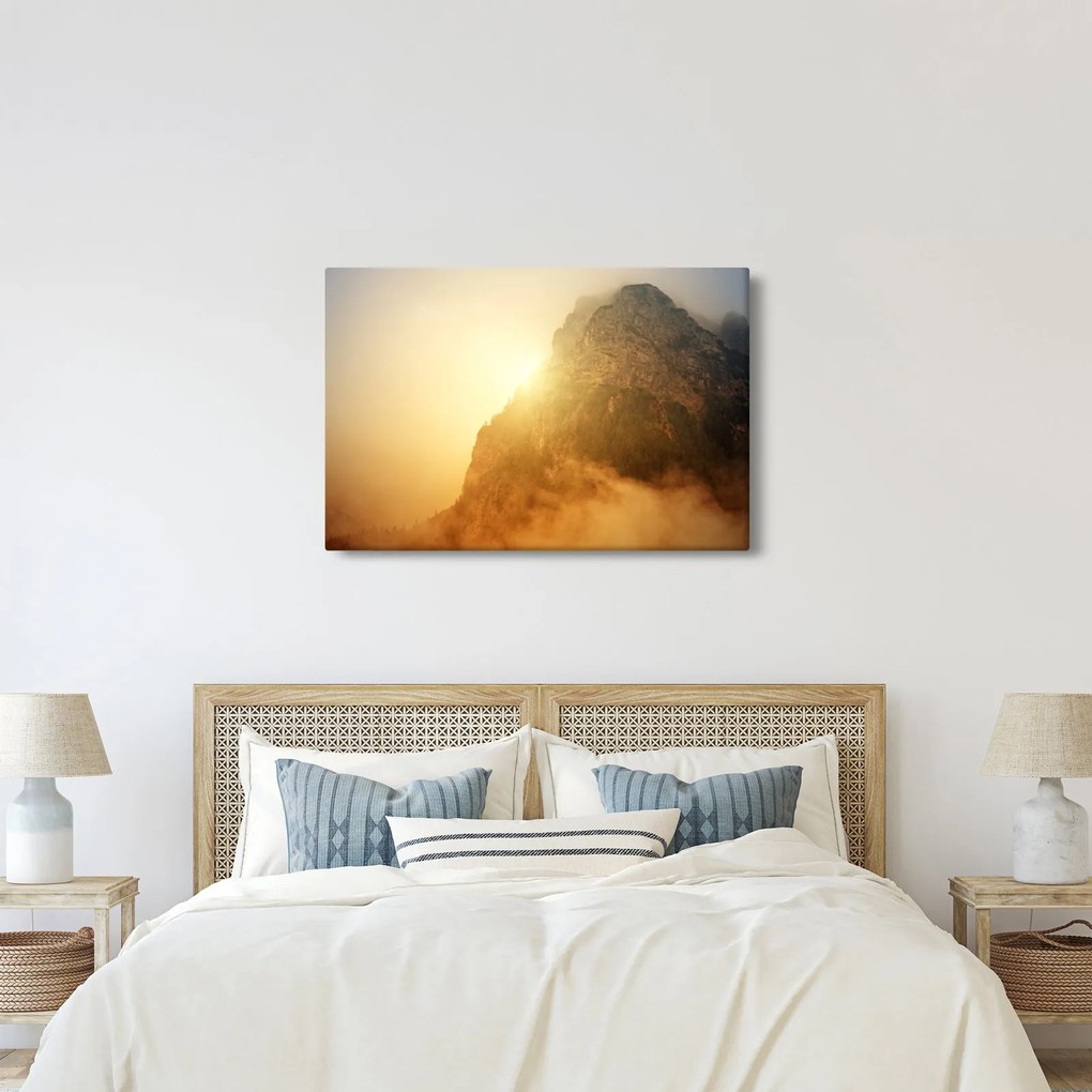 Hegy a ködben képe (90x60 cm)