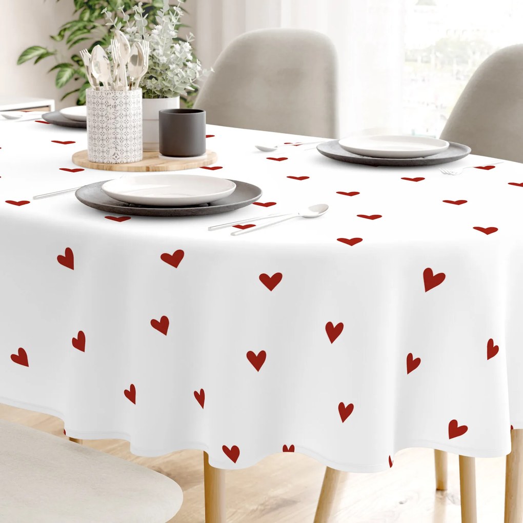 Goldea ovális pamut terítő - piros szívecskék, fehér alapon 140 x 200 cm
