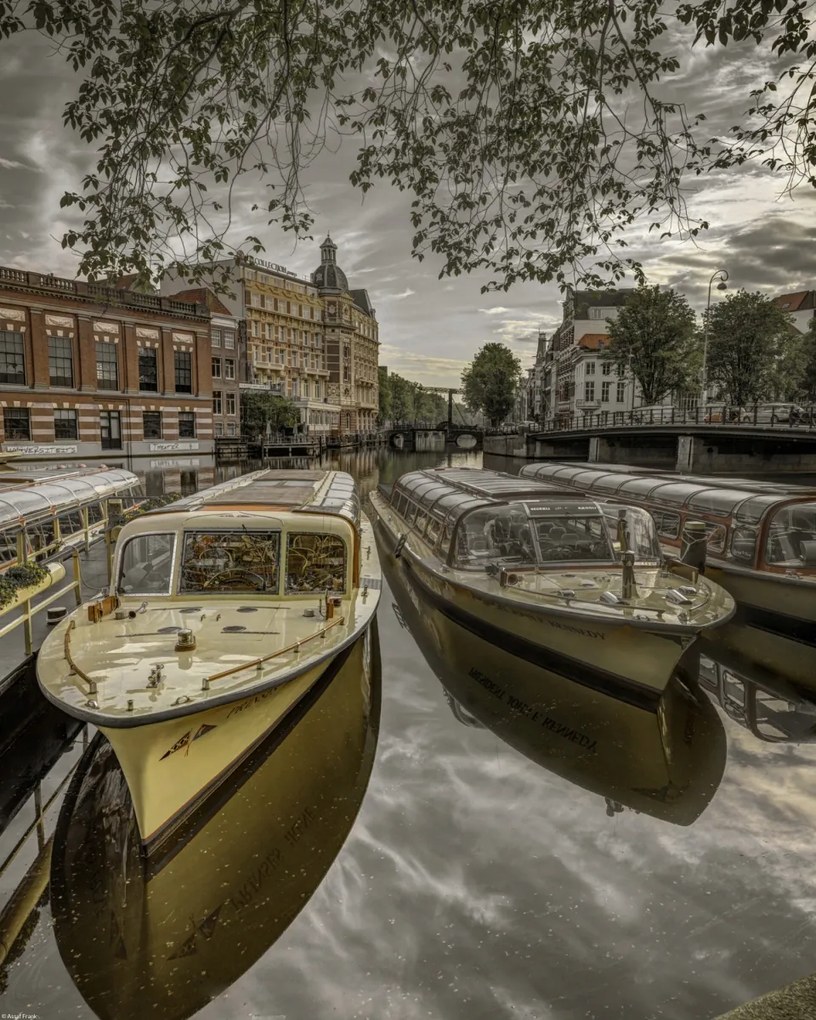 Poszter 40x50cm Kikötött hajók Amszterdamban 2, Assaf Frank