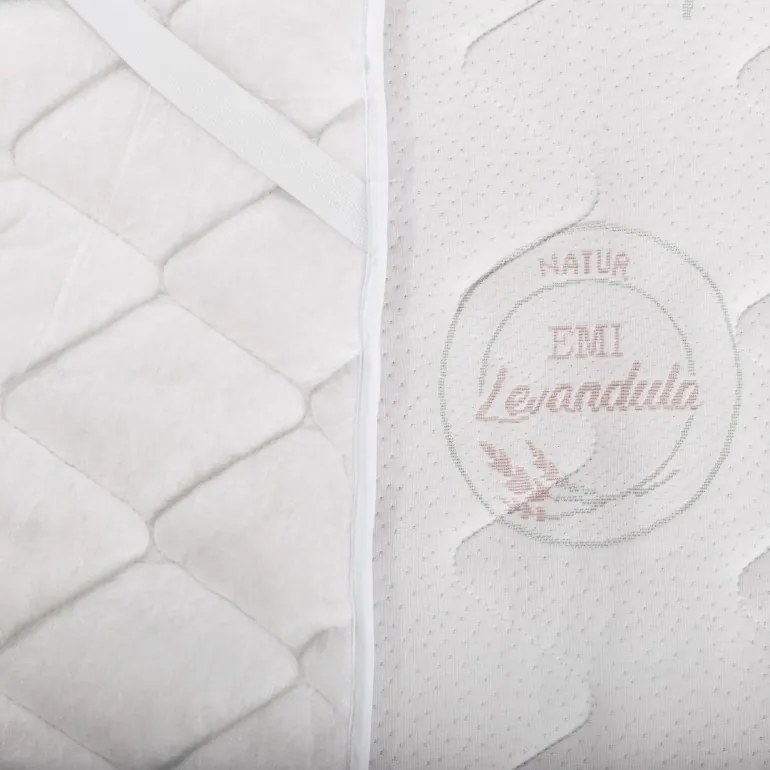 EMI Lavender matracvédő a sarkokon gumiszalaggal