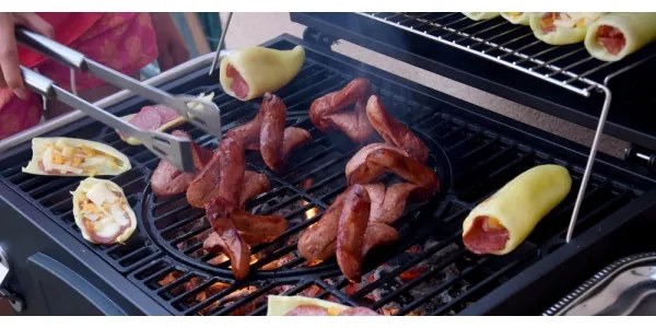 Faszenes grillsütő fekete