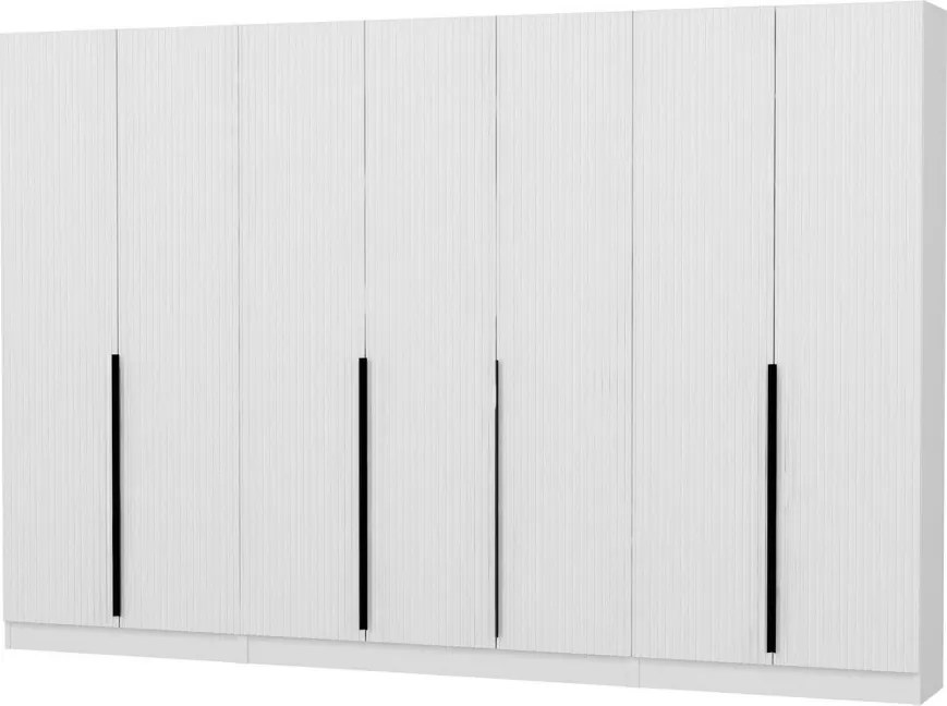 Noah - 8259