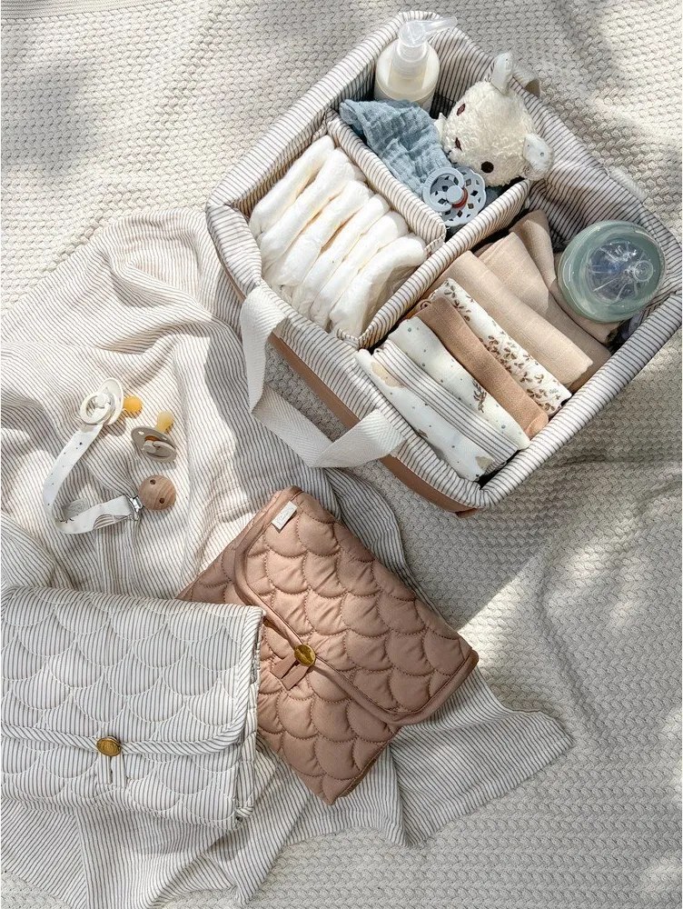 Világosbarna textil gyerek tárolódoboz 24x34x17 cm Classic Stripes Camel – Cam Cam Copenhagen