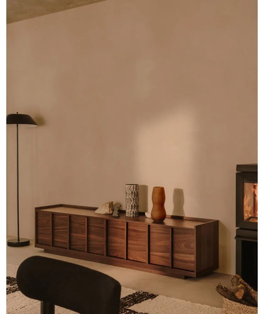 Barna TV-állvány diófa dekorral 200x47x40 cm Onix – Kave Home