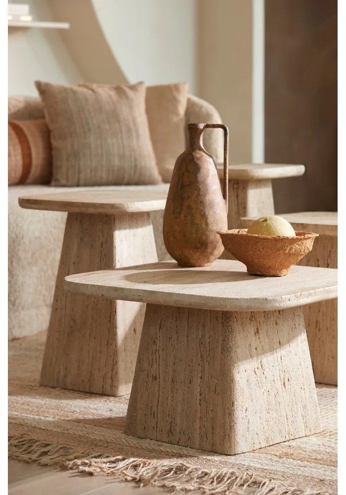 Bézs dohányzóasztal kő asztallappal 60x60 cm Kepami – Light & Living