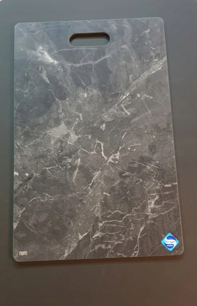 Antibakteriális vágódeszka Nero 40x26