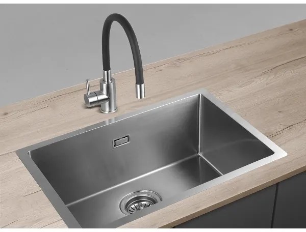 Concept BDC7138 - Mosogató csaptelep rugalmas kifolyókarral, fényes króm/fekete