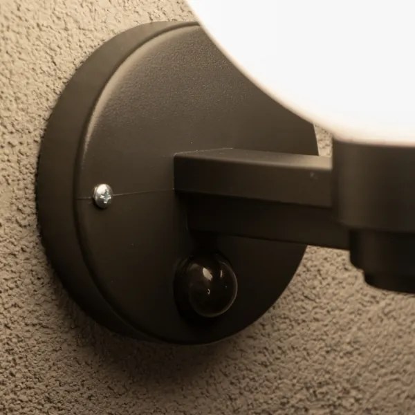 Brilagi - Kültéri fali lámpa érzékelővel HARBOR 1xE27/40W/230V IP33 fekete/fehér
