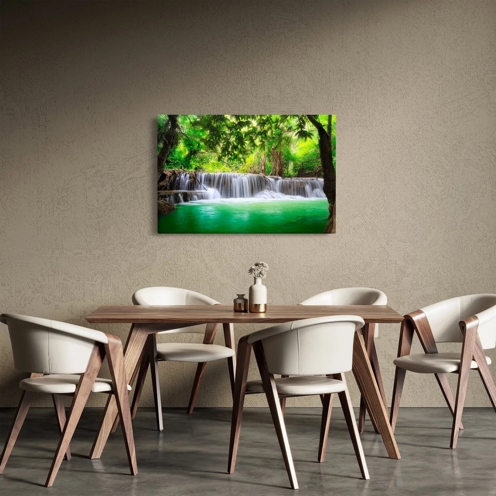 Kép egy vízesésről Kanchanaburiban, Thaiföldön (90x60 cm)