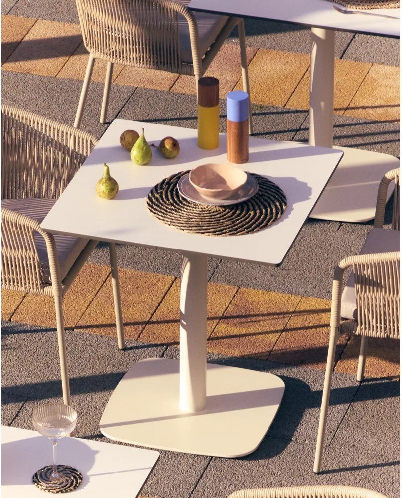 Fém kerti étkezőasztal 68x68 cm Dina – Kave Home