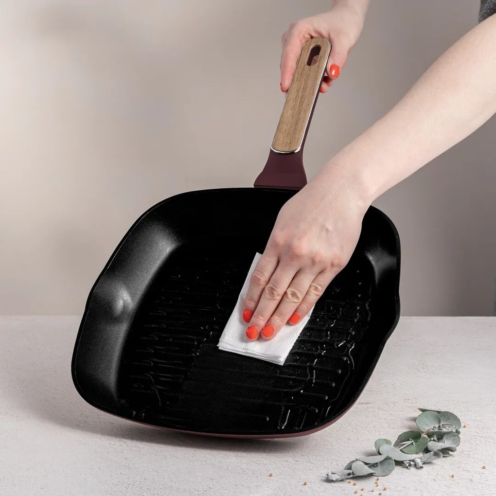 BerlingerHaus Leonardo Nordic titánbevonatúserpenyő szett, 3+1 db