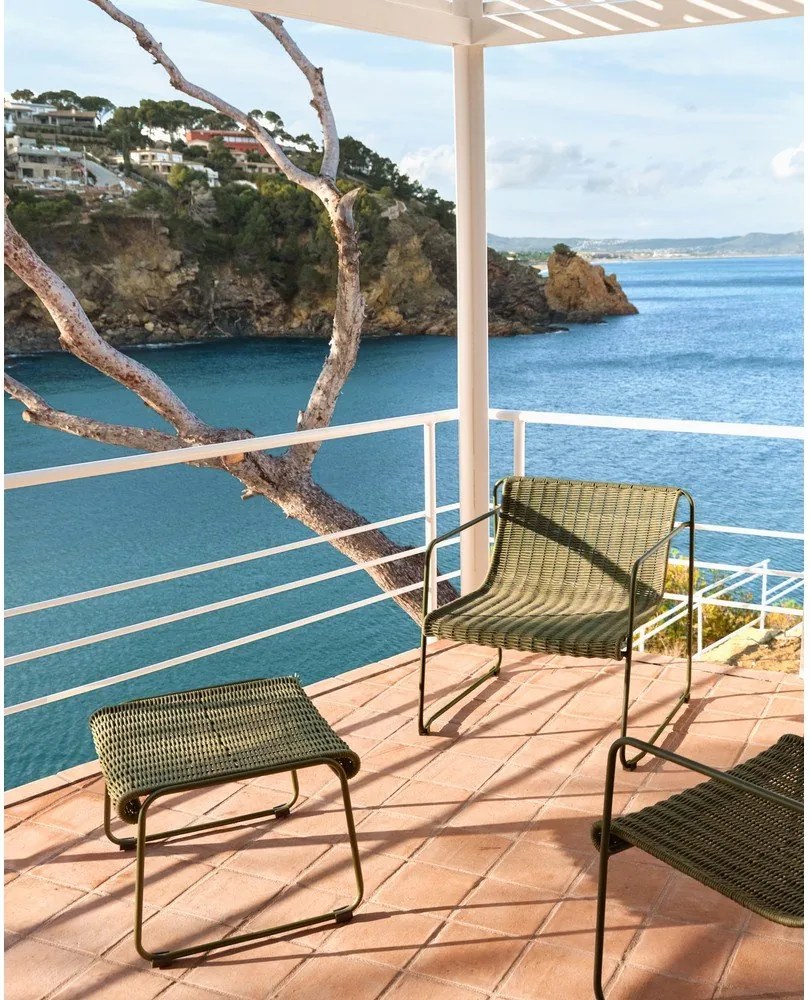 Zöld kerti puff Maurina – Kave Home