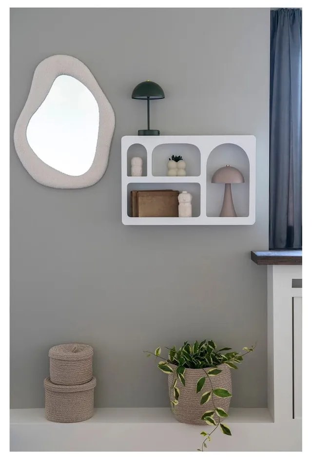Fehér többszintes fali polc 60 cm Bryne – House Nordic